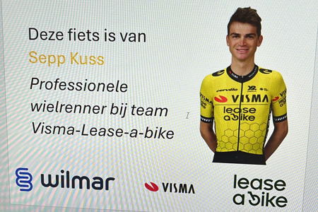 Racefiets Team Visma Lease a Bike op B2B festival